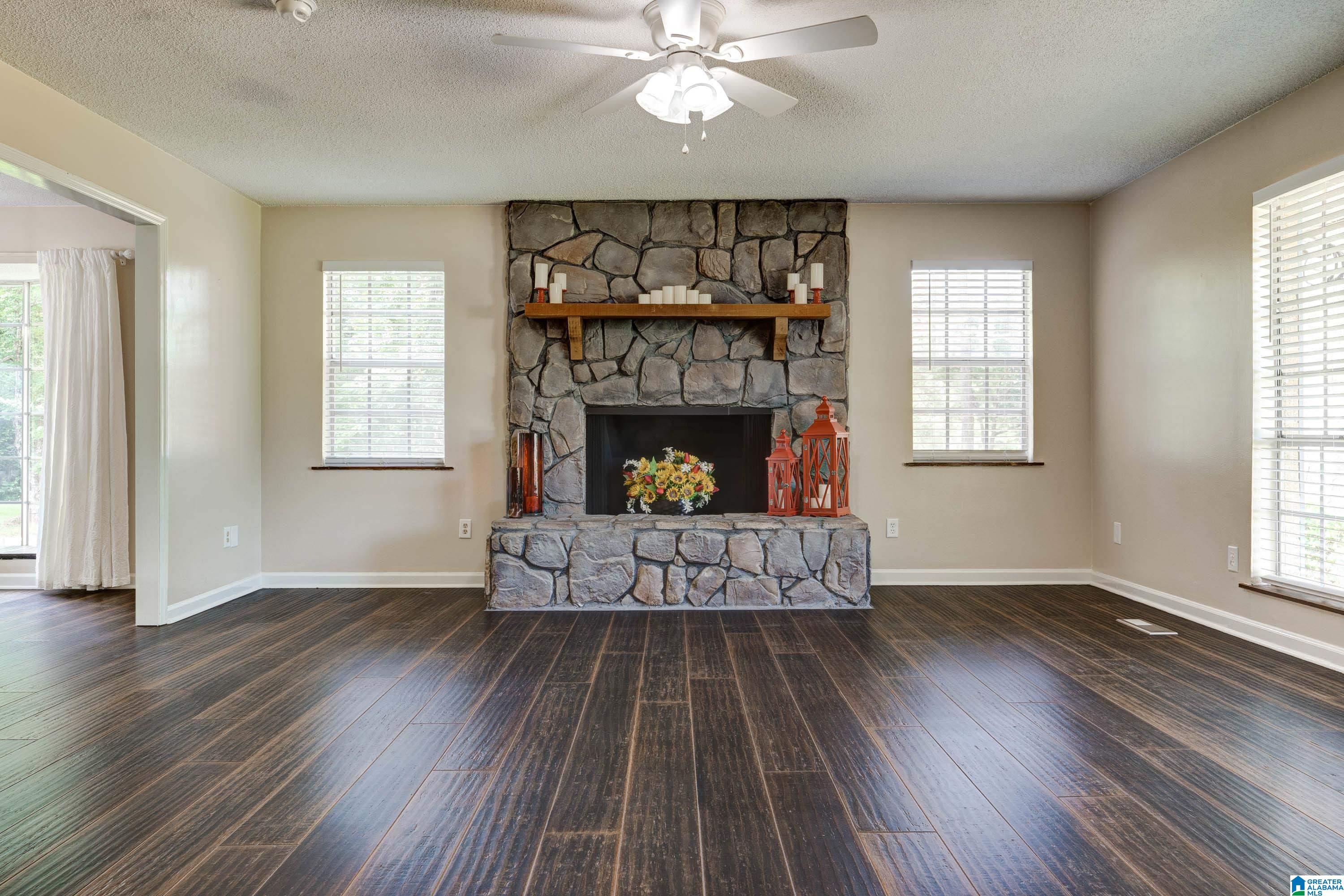13617 Lisa Drive McCalla, AL 35111 - Photo 7 of 33