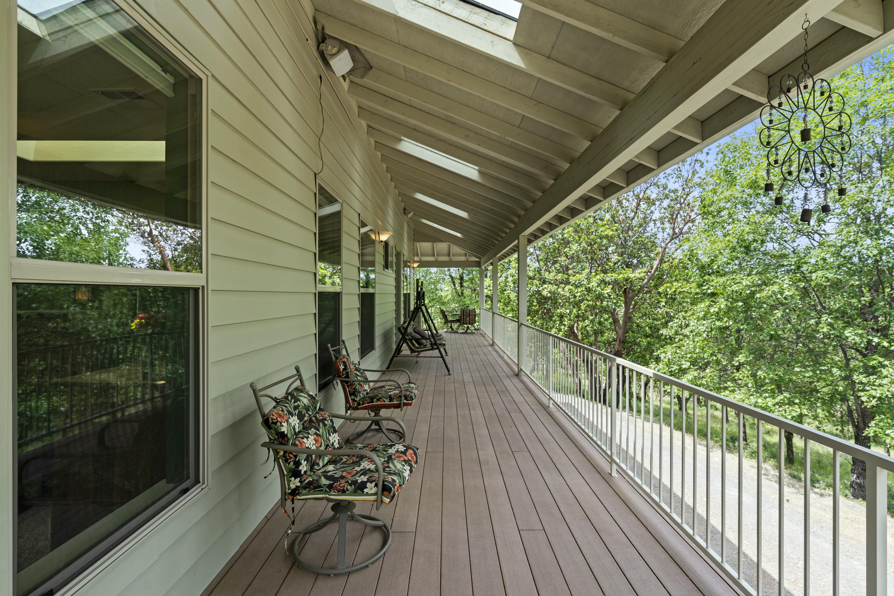 466 Three Pines Road Grants Pass, OR 97526 - Photo 32 of 41 Wrap Around Deck