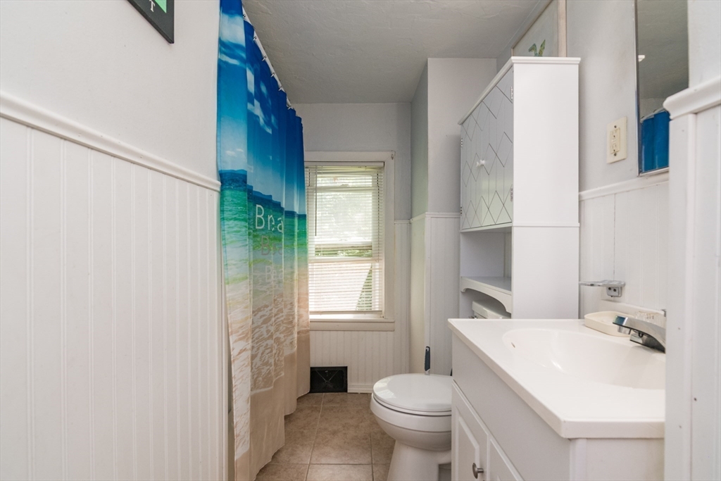 1466-1468 Page Boulevard Springfield, MA 01104 - Photo 36 of 42
