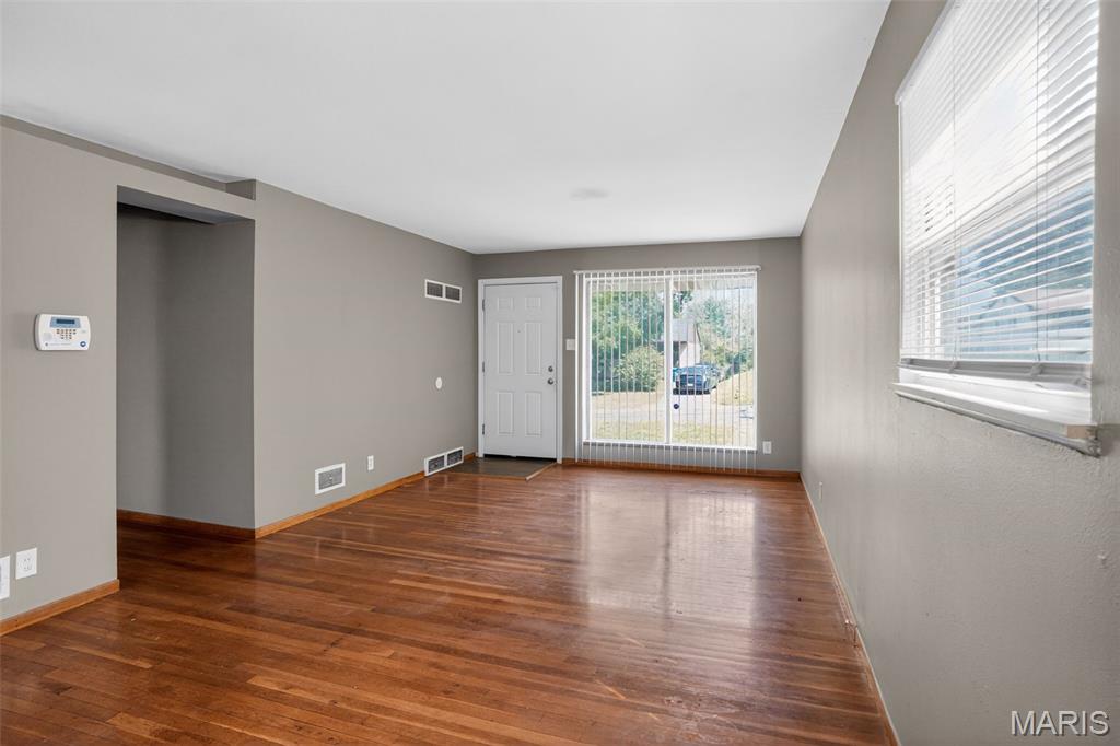 158 Monteith Circle St. Louis, MO 63137 - Photo 15 of 31