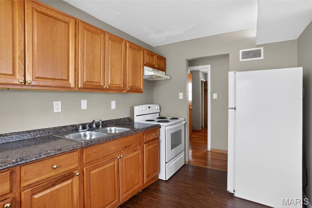 158 Monteith Circle St. Louis, MO 63137 - Photo 17 of 31