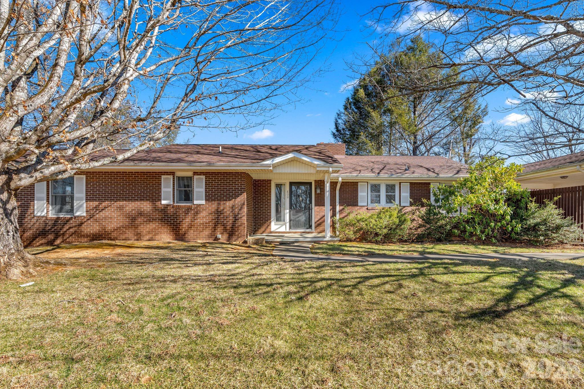 800 Mountain View Road Mars Hill, NC 28754 - Photo 1 of 23