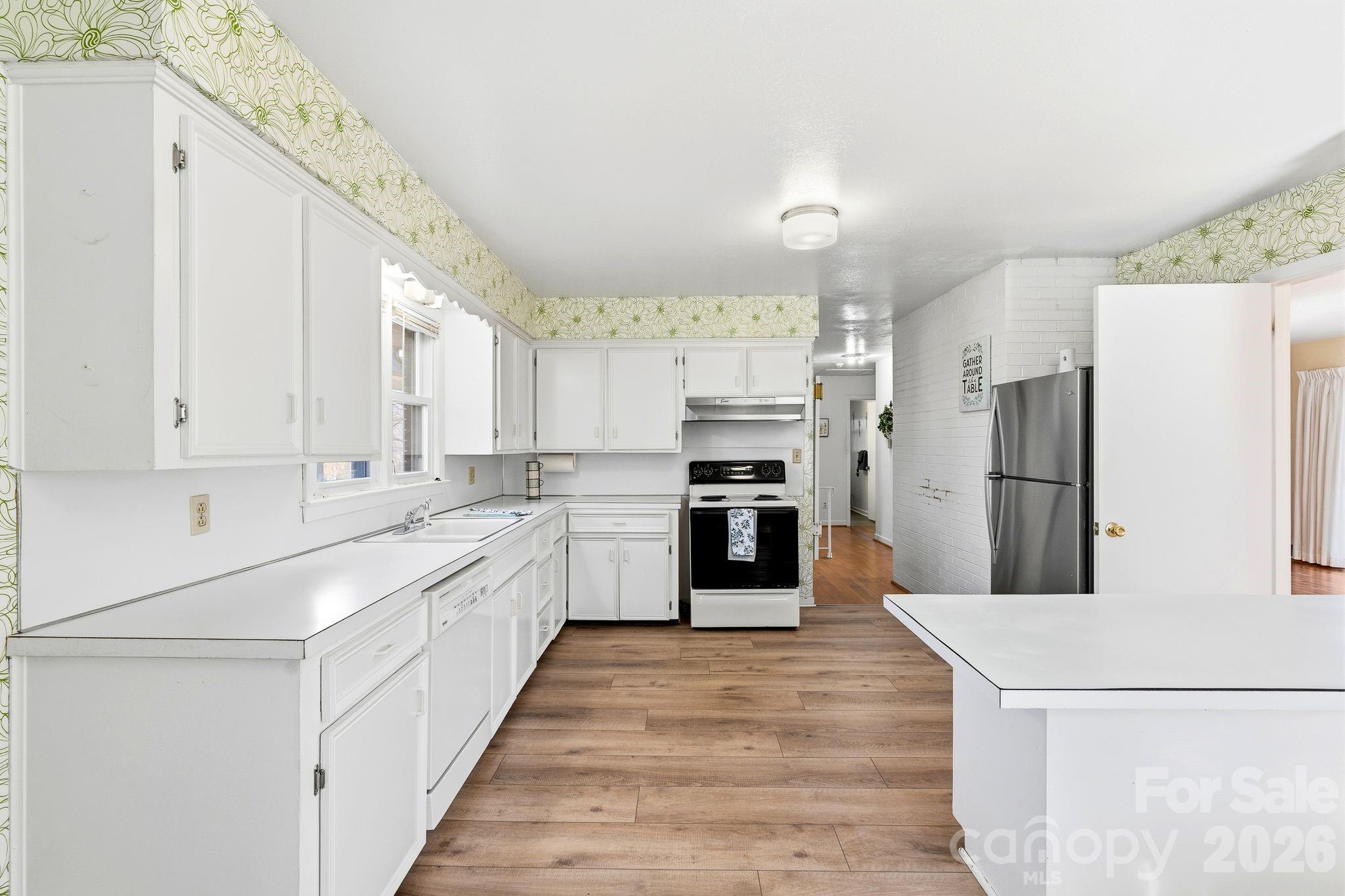 800 Mountain View Road Mars Hill, NC 28754 - Photo 6 of 23