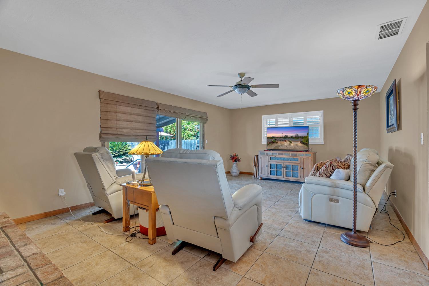 4831 Cameron Ranch Drive Carmichael, CA 95608 - Photo 19 of 65
