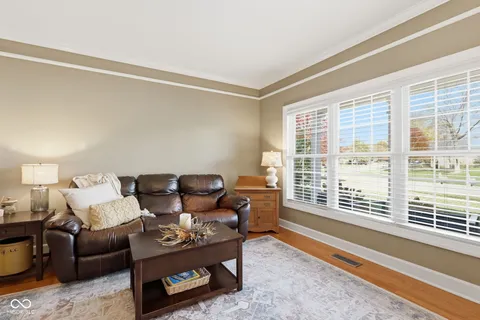 $499,900 | 6327 Columbia Circle, Fishers, IN 46038