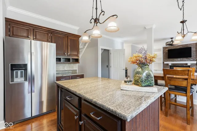 $499,900 | 6327 Columbia Circle, Fishers, IN 46038