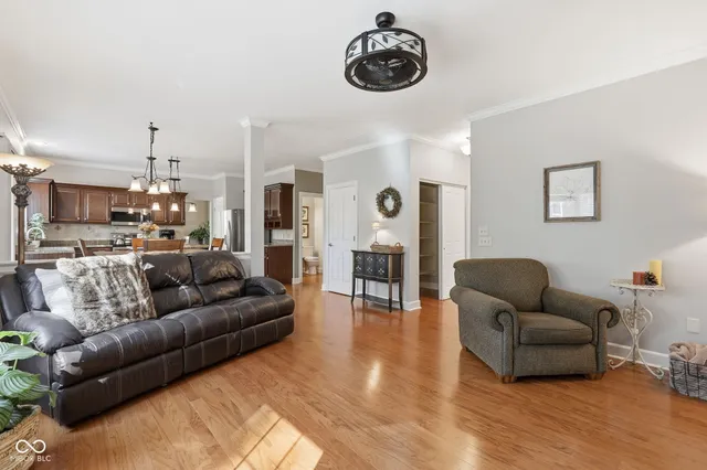 $499,900 | 6327 Columbia Circle, Fishers, IN 46038