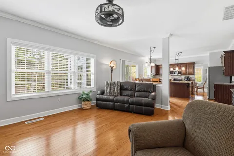 $499,900 | 6327 Columbia Circle, Fishers, IN 46038