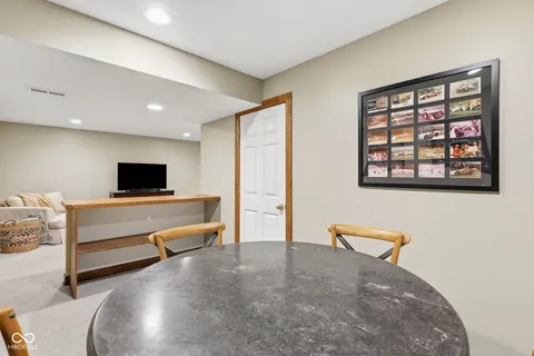 $499,900 | 6327 Columbia Circle, Fishers, IN 46038