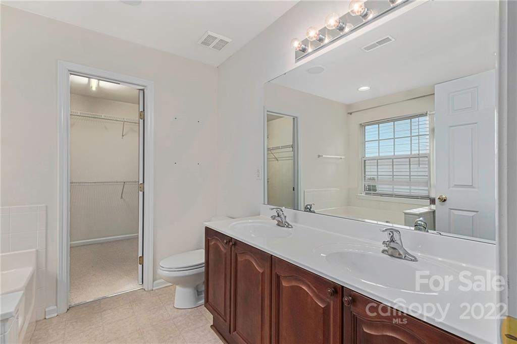 237 Hyde Park Lane Fort Mill, SC 29708 - Photo 23 of 34