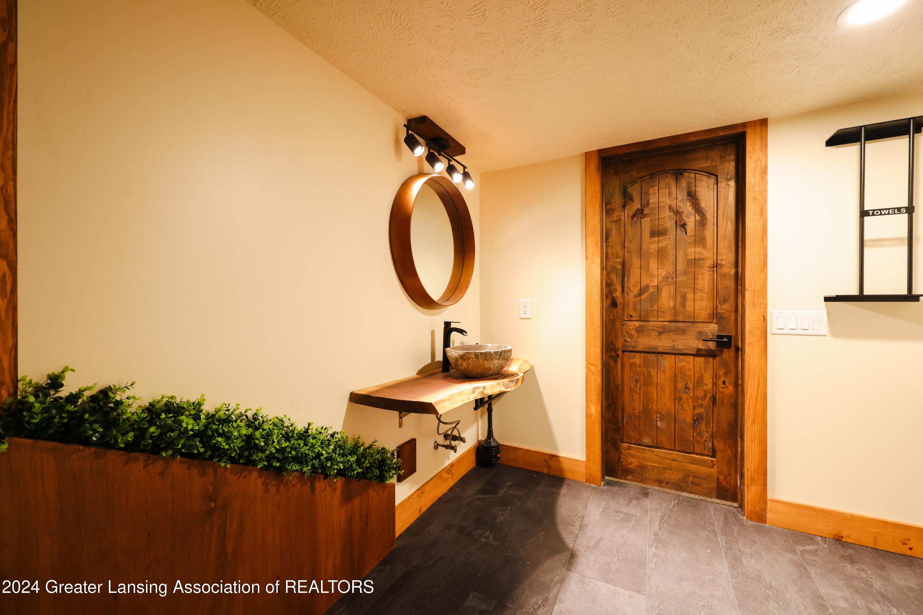 3351 Wardell Road Lansing, MI 48917 - Photo 66 of 75 052A0722