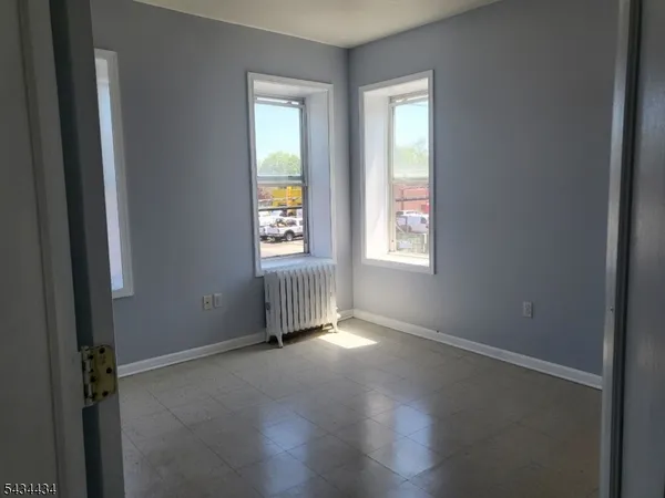 $1,716 | 3 South Olden Avenue, Unit 5, Trenton, NJ 08609