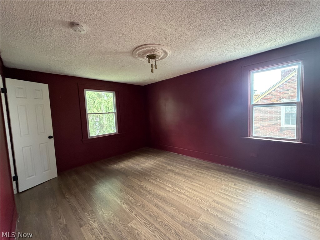 951 Roanoke Road Cleveland Heights, OH 44121 - Photo 16 of 25