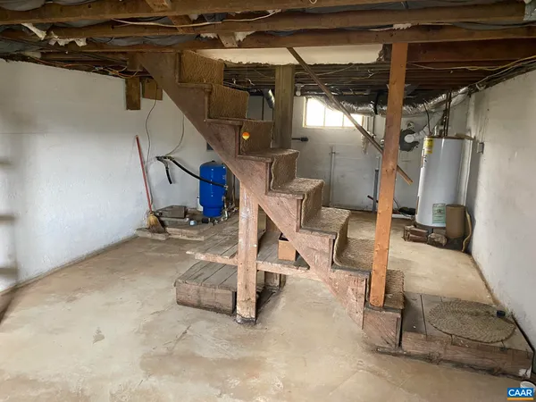 $2,000 | 119 Tanbark Drive, Afton, VA 22920