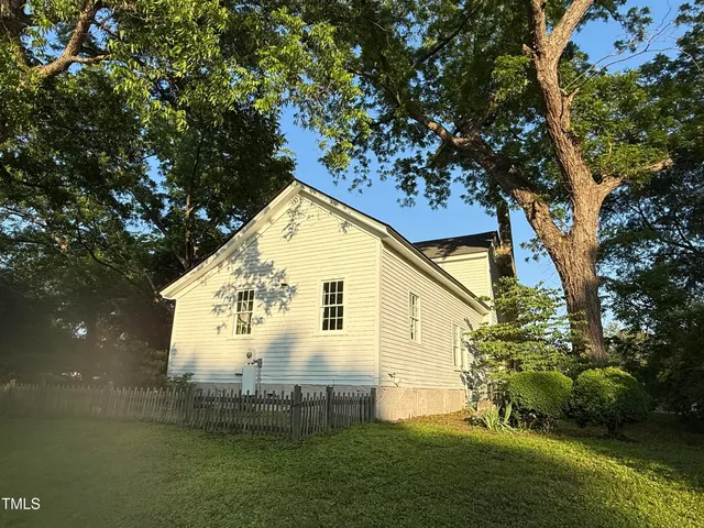 $475,000 | 313 West Noble Street, Louisburg, NC 27549