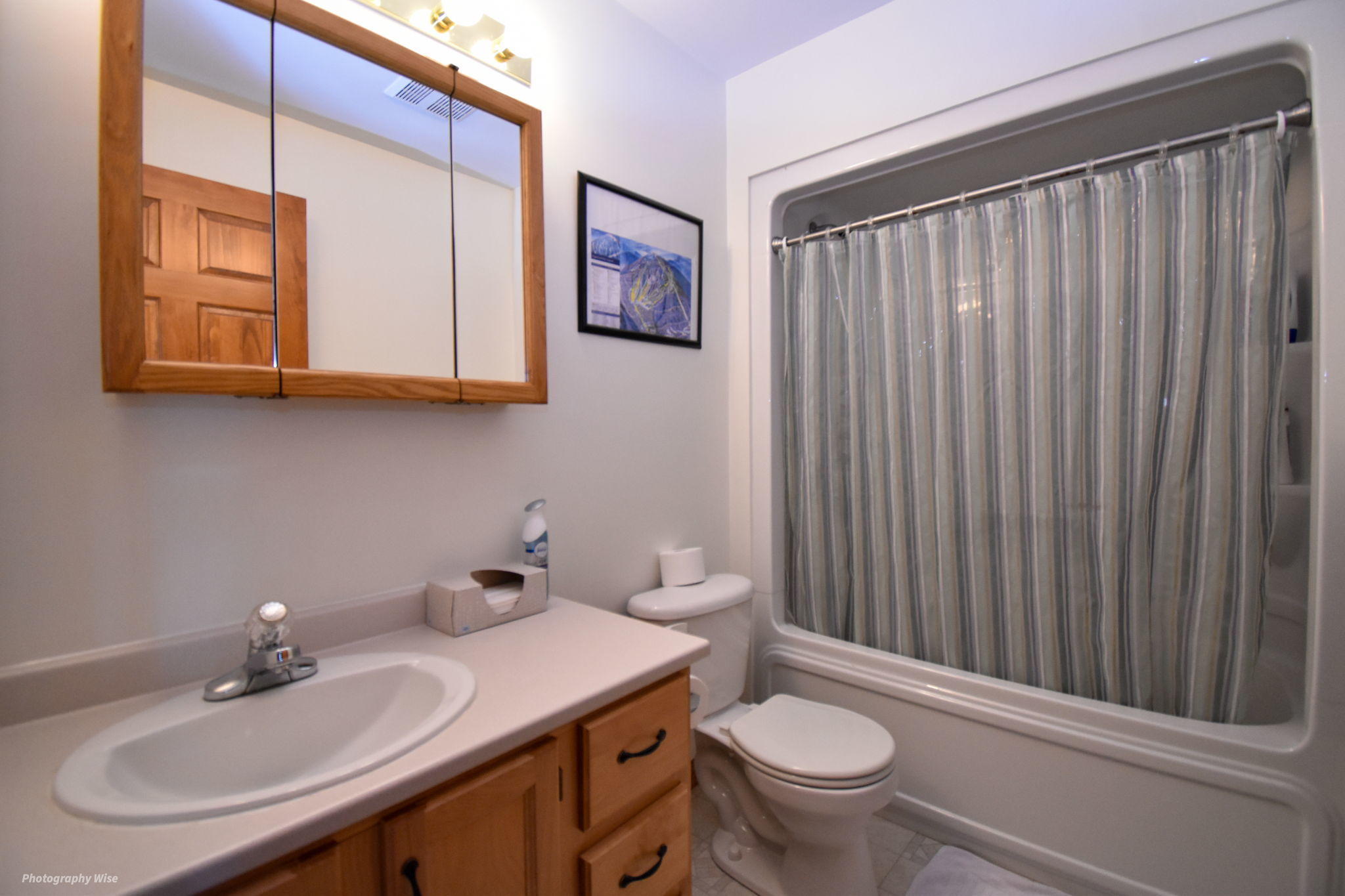 2007 Ridgeview Road Kingfield, ME 04947 - Photo 18 of 30 2007_Ridge_View_Interior_Bathroom2