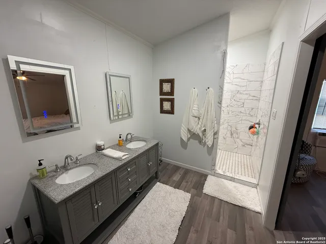 $625,000 | 245 Laurel Creek Drive, Pipe Creek, TX 78063