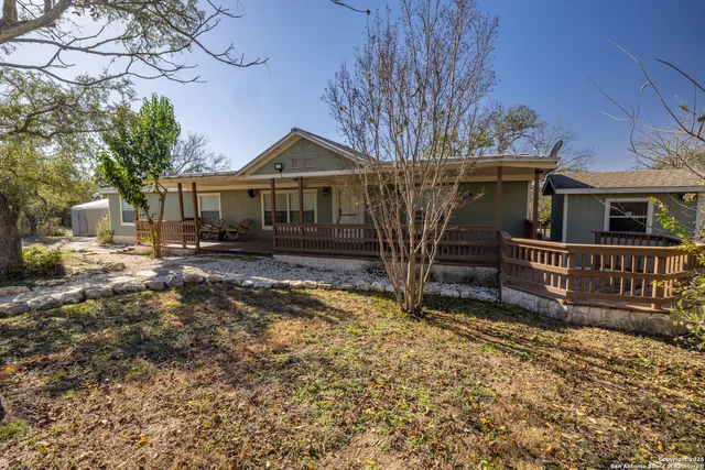 $625,000 | 245 Laurel Creek Drive, Pipe Creek, TX 78063