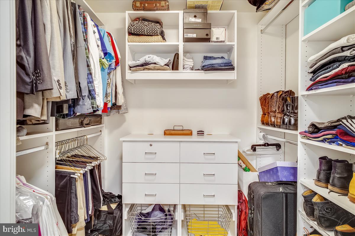 910 M Street Northwest, Unit 403 Washington, DC 20001 - Photo 17 of 36 Master walk-in closet