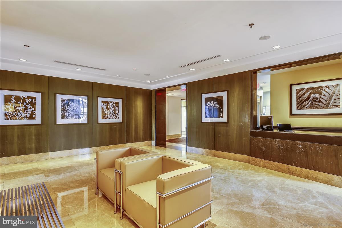910 M Street Northwest, Unit 403 Washington, DC 20001 - Photo 25 of 36 Building lobby