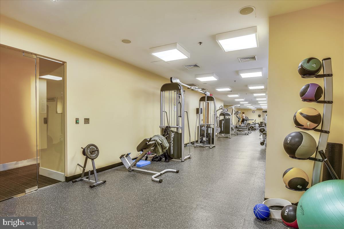 910 M Street Northwest, Unit 403 Washington, DC 20001 - Photo 26 of 36 Building exercise room