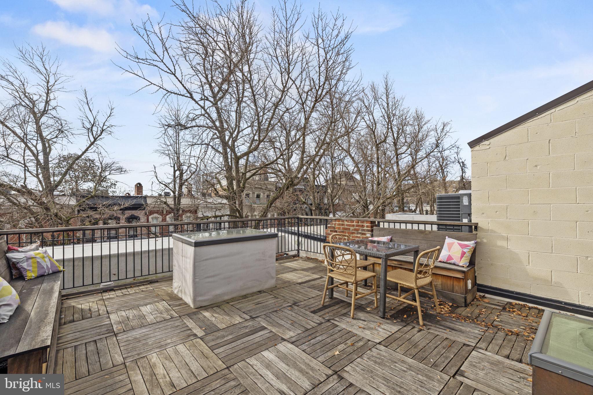 1447 Swann Street Northwest, Unit A Washington, DC 20009 - Photo 19 of 24