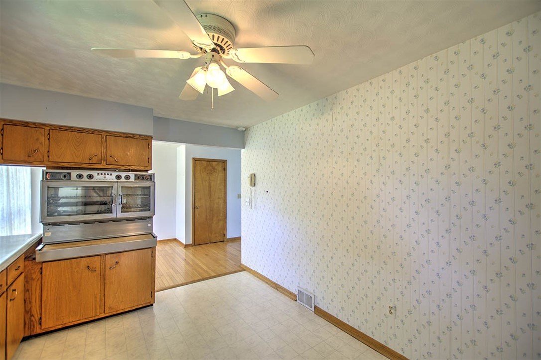 3333 North University Avenue Decatur, IL 62526 - Photo 12 of 30 Gallery Image 12