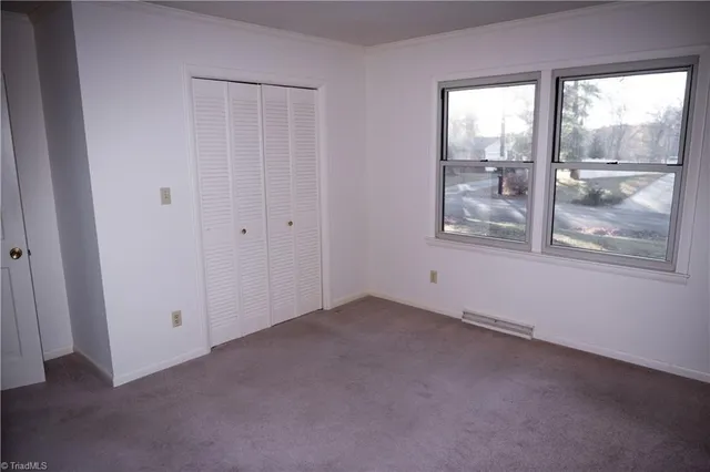 $255,000 | 306 Bremen Drive, Lexington, NC 27295