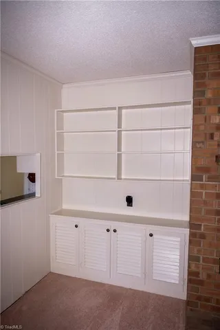 $255,000 | 306 Bremen Drive, Lexington, NC 27295