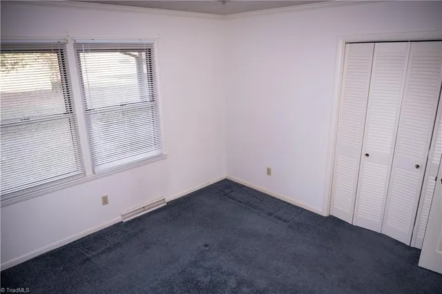 $255,000 | 306 Bremen Drive, Lexington, NC 27295