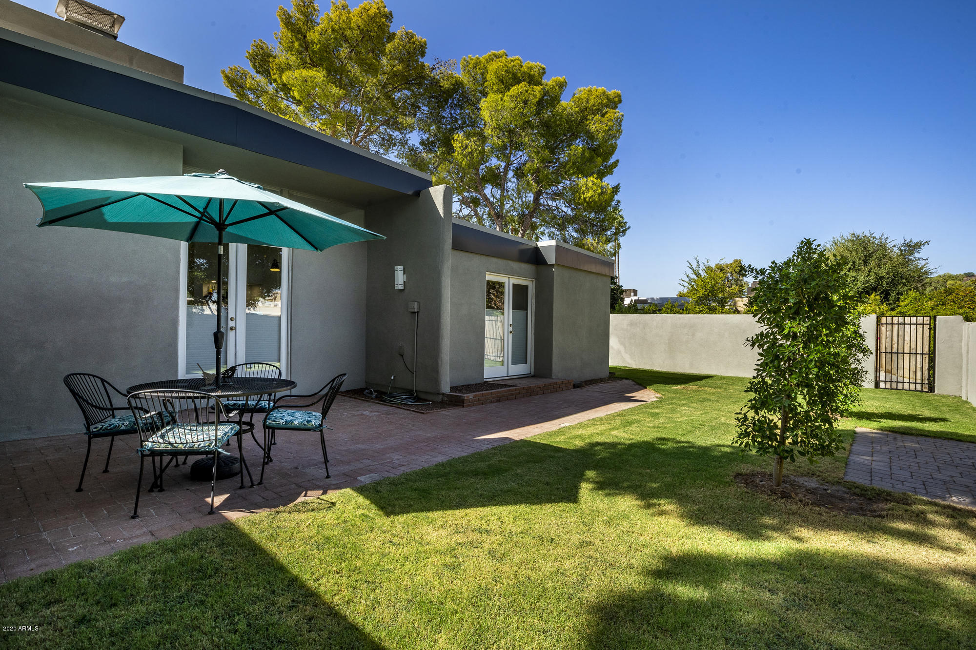 216 West Winged Foot Road Phoenix, AZ 85023 - Photo 31 of 32 Backyard