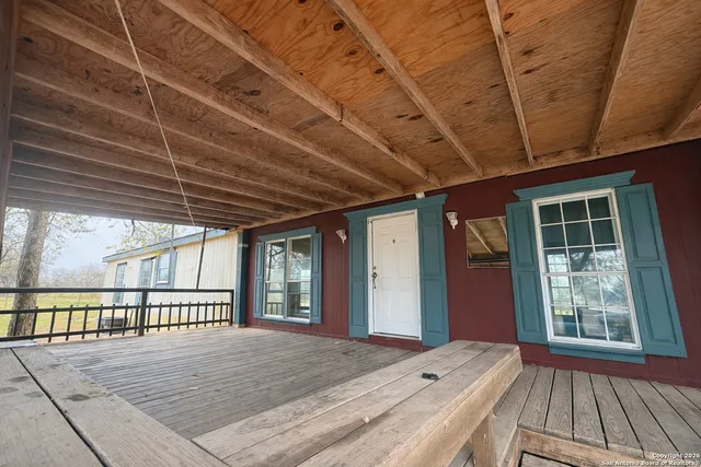 $1,600 | 5374 Mt Olive Road, Unit 2, Adkins, TX 78101