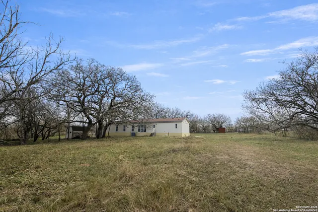 $1,600 | 5374 Mt Olive Road, Unit 2, Adkins, TX 78101