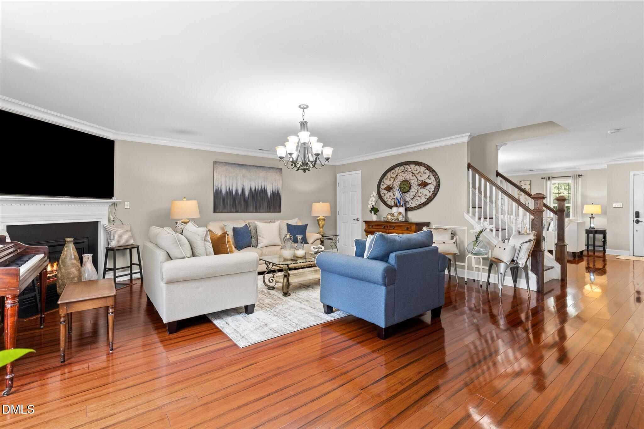 5304 Seaspray Lane Raleigh, NC 27610 - Photo 11 of 45 LIVING ROOM