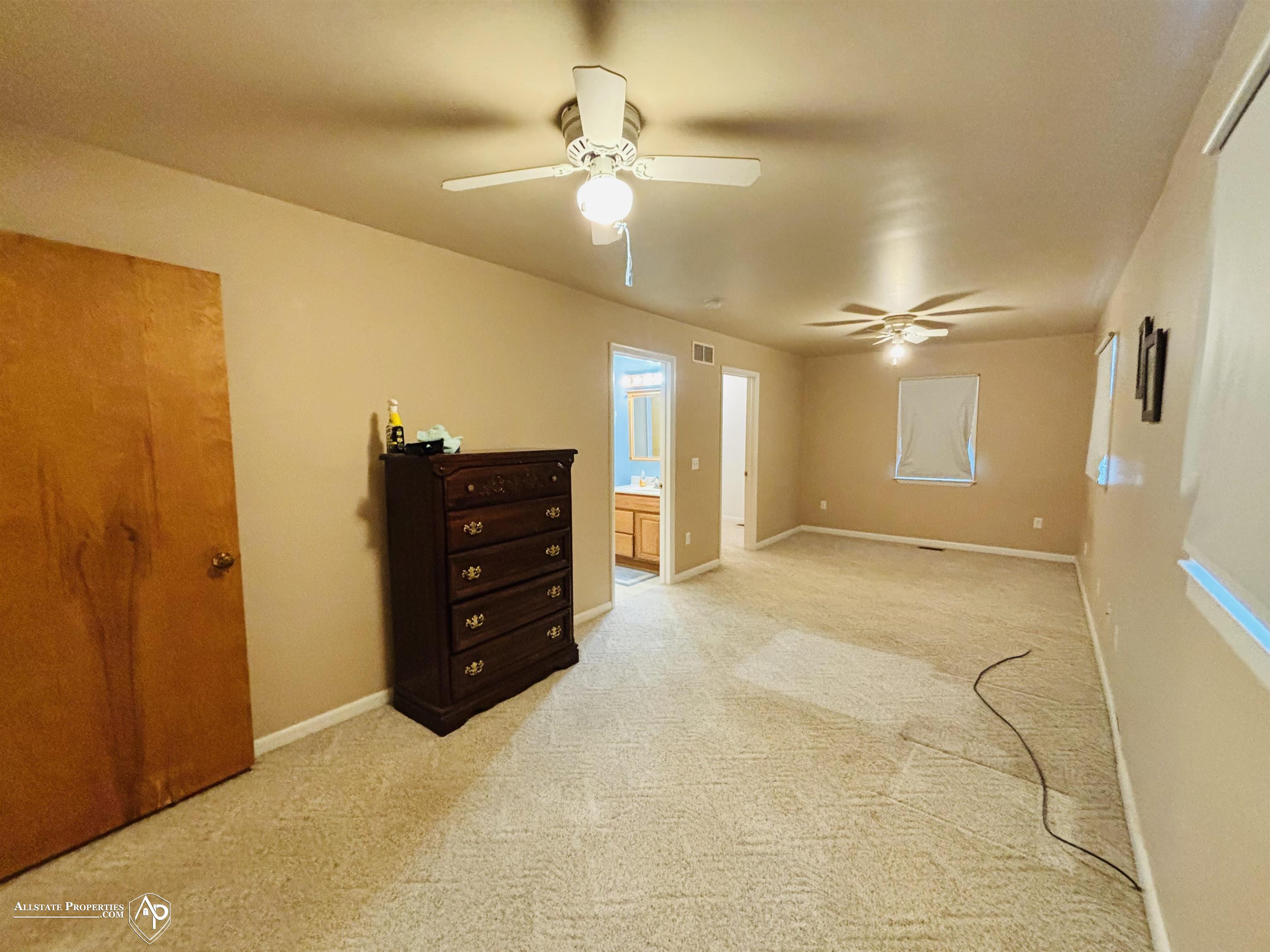 1396 South Graham Road Flint, MI 48532 - Photo 9 of 20 Gallery Image 9