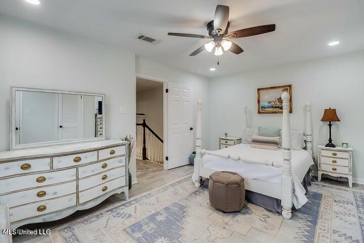 2501 Gulf Avenue, Unit 12 Gulfport, MS 39501 - Photo 14 of 25 20250308163327099475000000-o