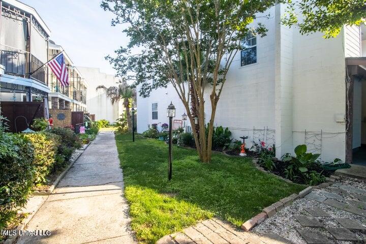 2501 Gulf Avenue, Unit 12 Gulfport, MS 39501 - Photo 25 of 25 20250518172136768877000000-o