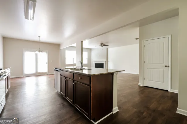 $2,625 | 207 Hollyhock Lane, Dallas, GA 30132