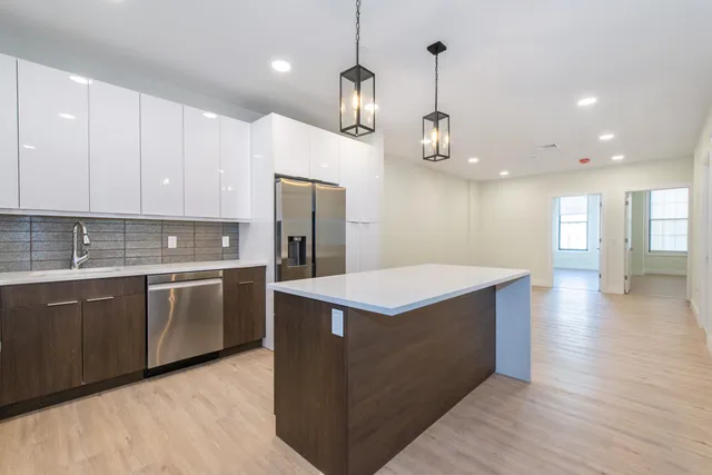 $2,995 | 3510 Bergenline Avenue, Unit 209, Union City, NJ 07087