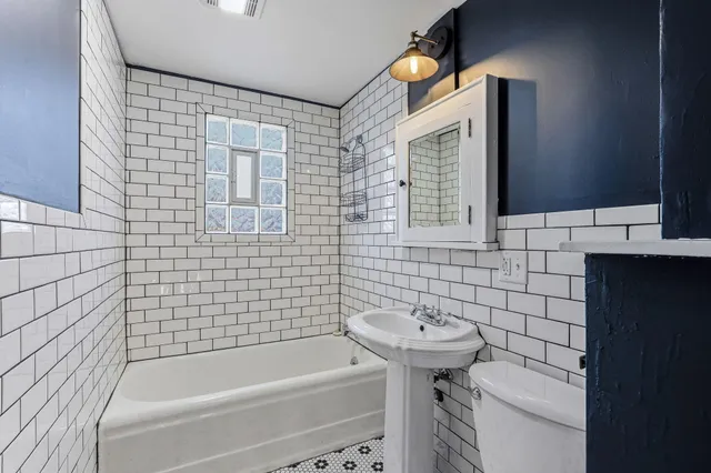 $259,900 | 210 5th Avenue Northeast, Faribault, MN 55021