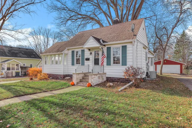 $259,900 | 210 5th Avenue Northeast, Faribault, MN 55021