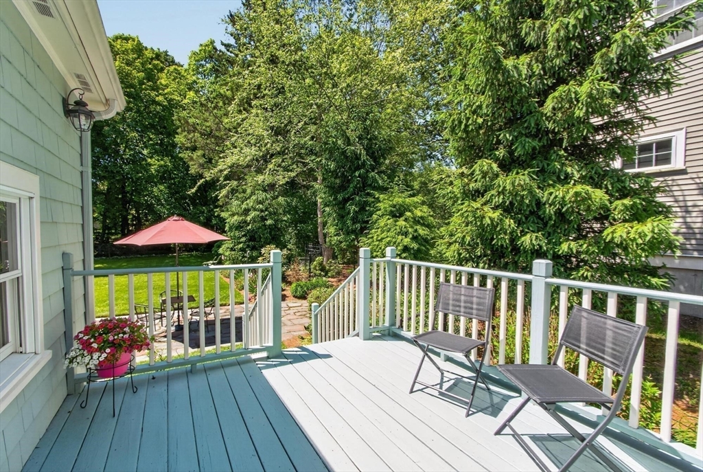12 Middle Street Lexington, MA 02421 - Photo 24 of 26