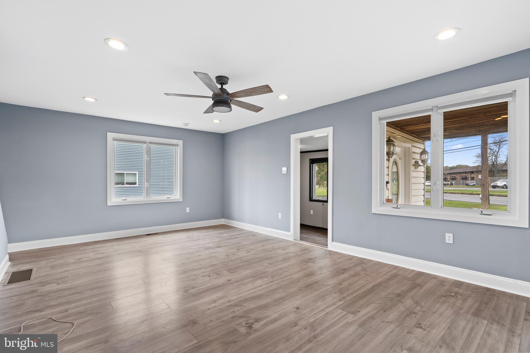 2132 Durham Road Langhorne, PA 19047 - Photo 12 of 35