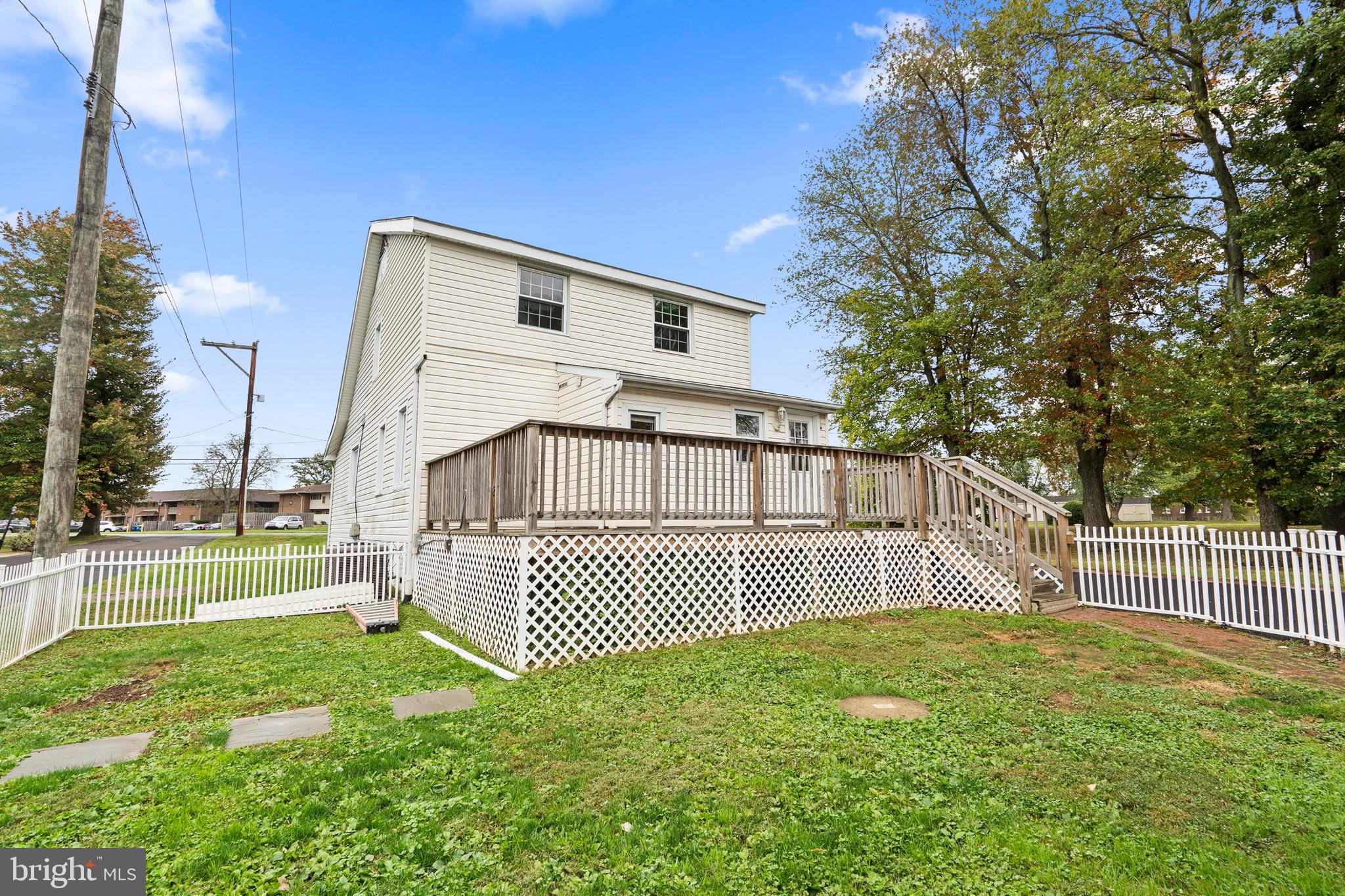 2132 Durham Road Langhorne, PA 19047 - Photo 30 of 35