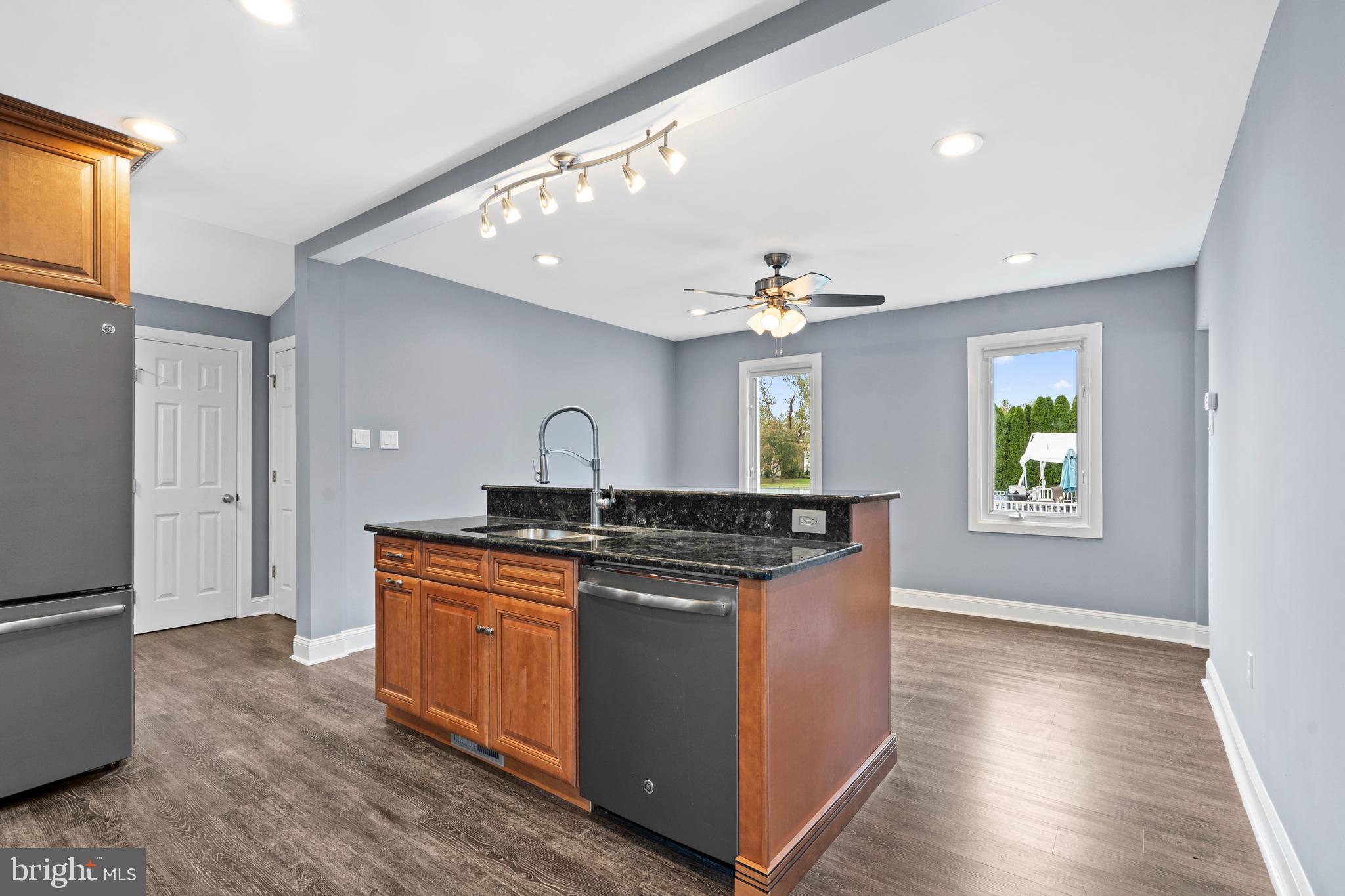 2132 Durham Road Langhorne, PA 19047 - Photo 7 of 35