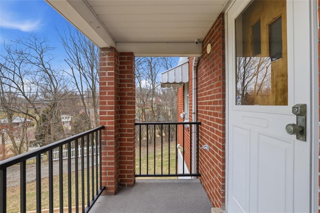 71 Cort Street Washington, PA 15301 - Photo 9 of 50