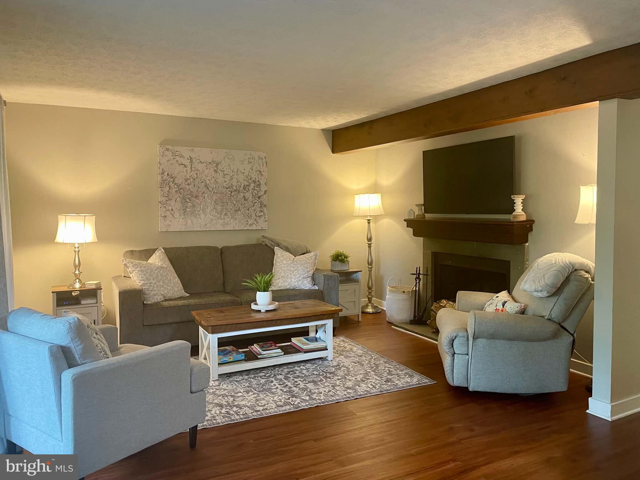 361 The Hill Road Basye, VA 22810 - Photo 1 of 25 Living area