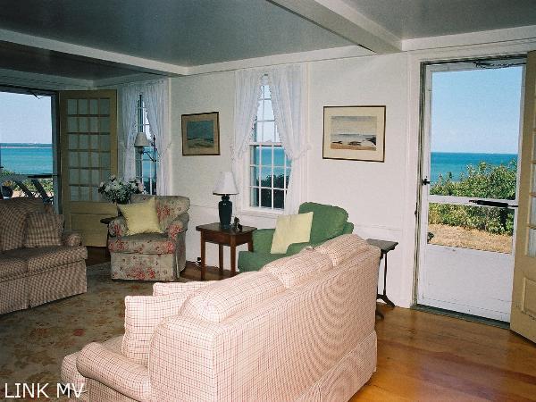 6 Golf Club Road Edgartown, MA 02539 - Photo 12 of 25 http://d1qzqeyxiitrap.cloudfront.net/photos/19796/600/fe5c6a42.jpg