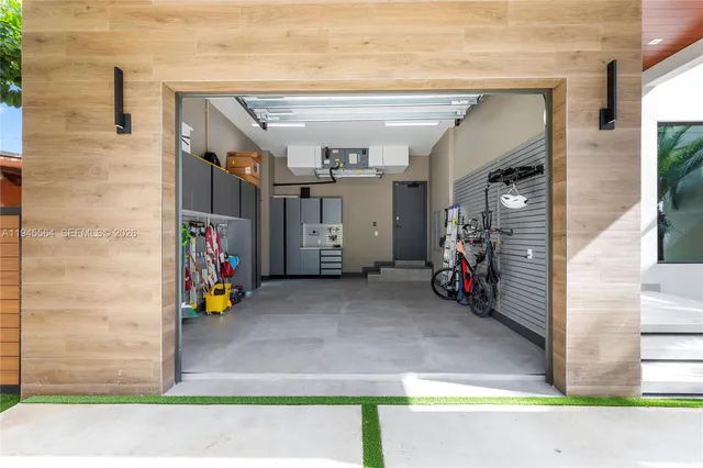 $13,500 | 12911 Oleander Road, North Miami, FL 33181