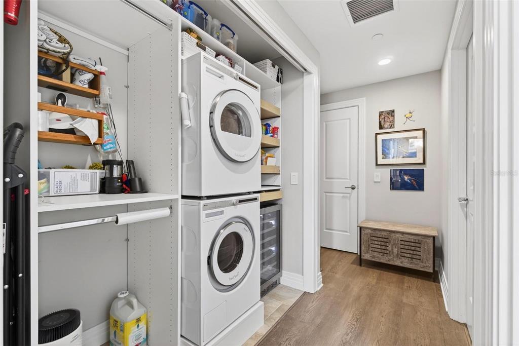 1325 Snell Isle Boulevard Northeast, Unit 302 St. Petersburg, FL 33704 - Photo 28 of 62